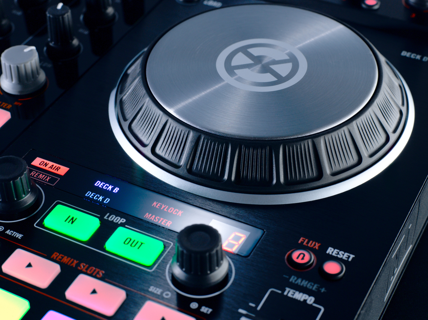 Kontrol S2 & S4 MK2: New Traktor DJ Compatible Controllers - DJ 