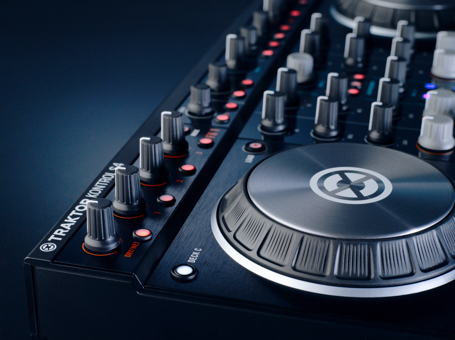 Kontrol S2 & S4 MK2: New Traktor DJ Compatible Controllers - DJ 