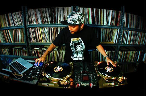 DJ CRAZE❗️ Dj Craze- Performance and Interview - DJ TechTools