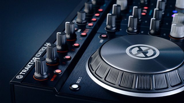Kontrol S2 & S4 MK2: New Traktor DJ Compatible Controllers - DJ 