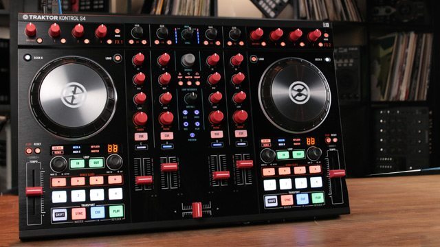 Native Instruments Traktor Kontrol S4 Mk2 Controller Review