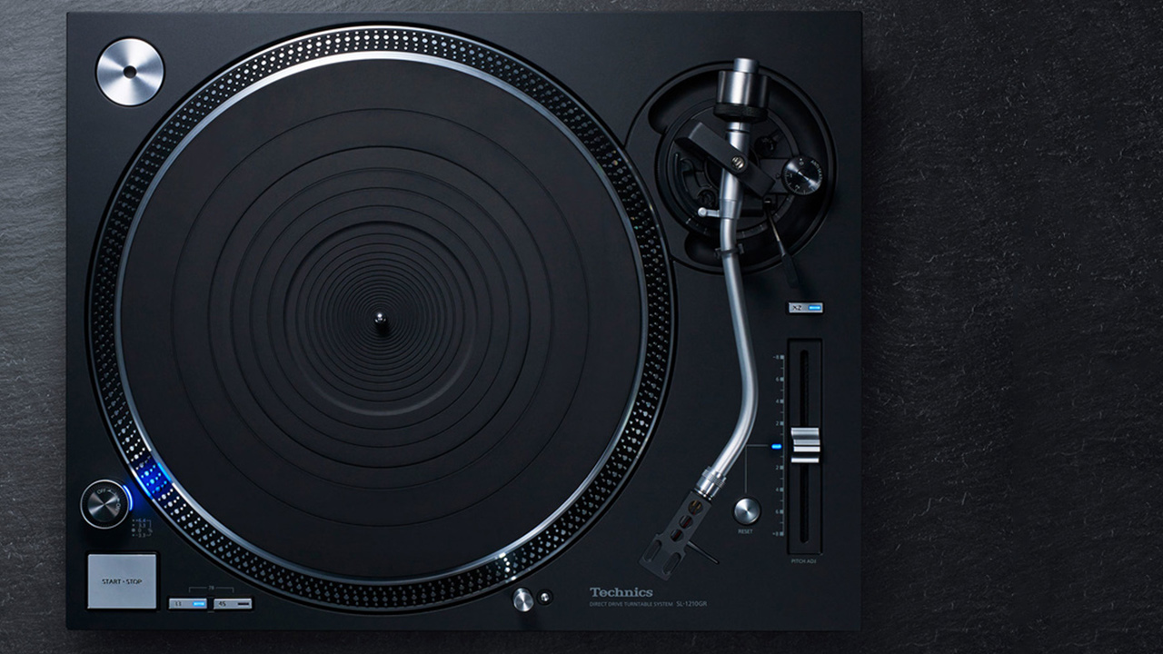 OUT NOW: Reloop RP-8000 MIDI Turntable – DJWORX