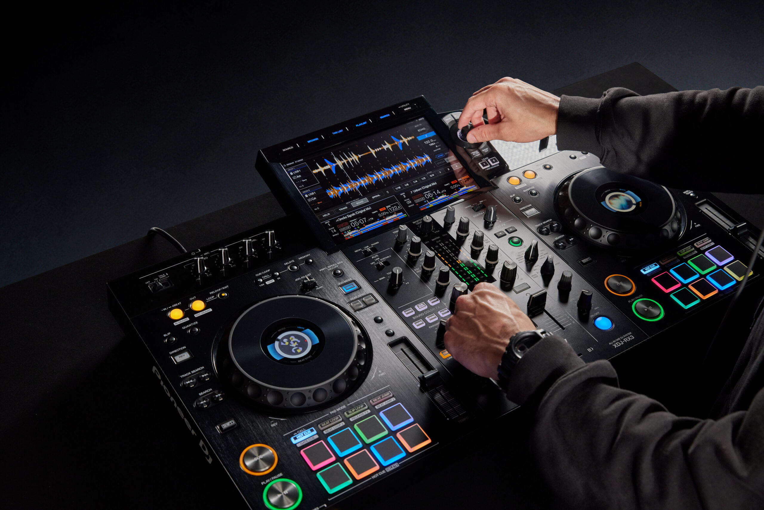 Pioneer DJ's new XDJ-RX3 is here: bigger screen, features to